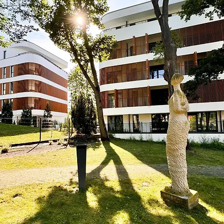 Baltic Wave B103 - Basen Sauna Parking Miedzyzdroje